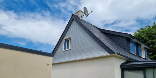 Avril 2025 : isolation d'un pignon de toiture (photo après)