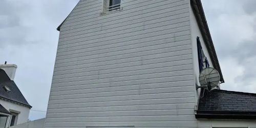 Août 2025 : nettoyage de pignon (photo après)